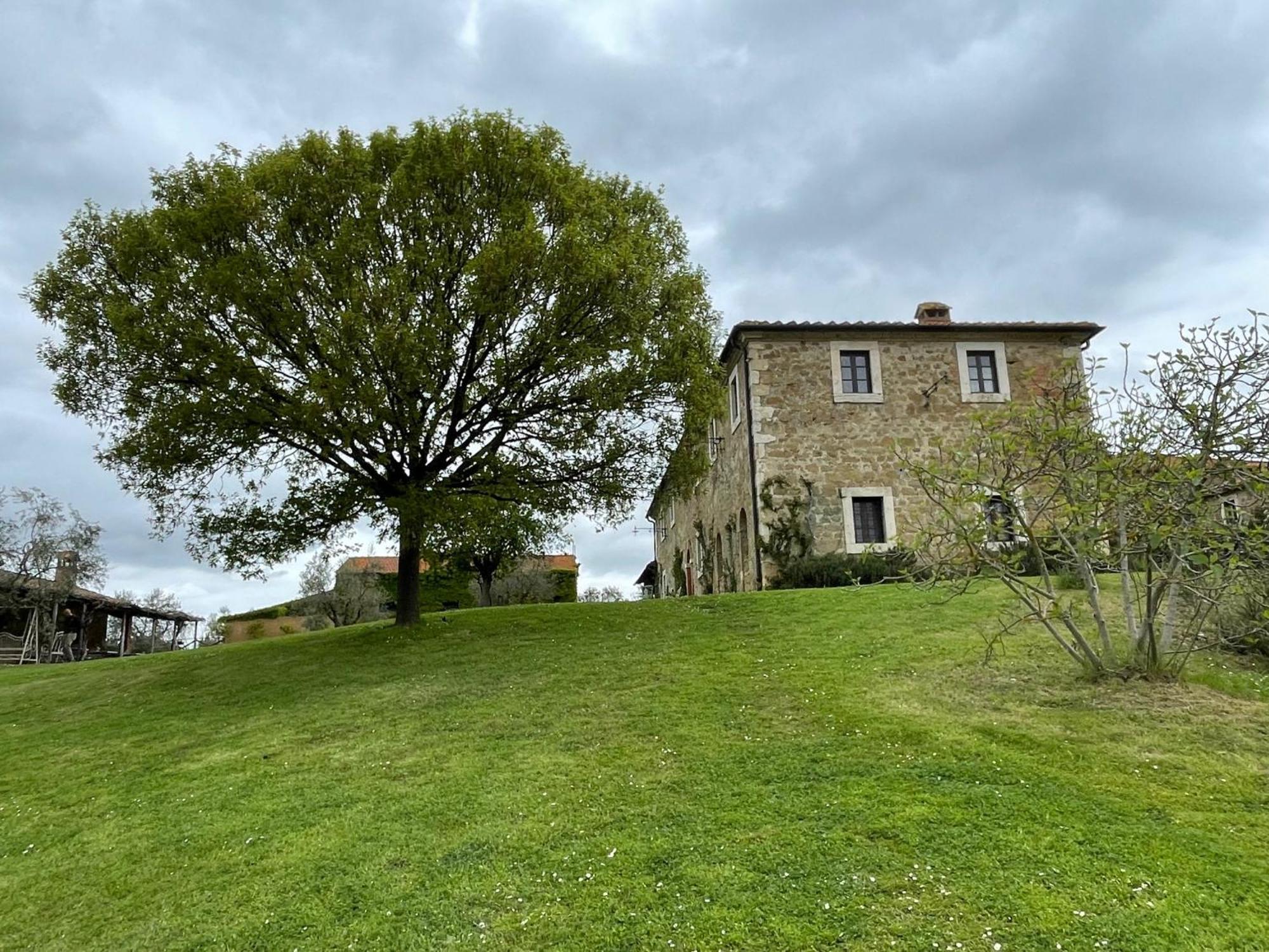 Agriturismo Le Sorbelle D'Orcia Con Piscina Pienza Buitenkant foto